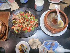 -桥边小楼·手工云南菜·古城观景小楼