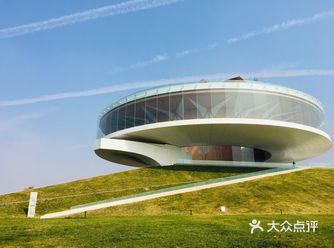 打卡网红地-黑川纪章纪念广场郑州龙湖公园