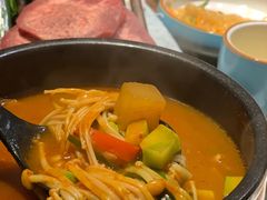 -明洞阿姨·韩式酱蟹烤肉·创意料理(三元桥店)