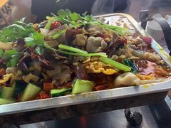 -后街佬·炭火鲜鱼杂(南城店)