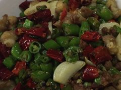 掌中宝-二孃鸡爪爪(东郊记忆店)