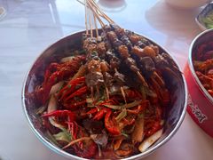 -乡土黄·鲜牛肉火锅·小龙虾(兴业街店)