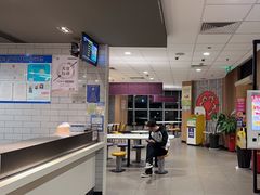 -麦当劳(莘松路芭比伦DT店)