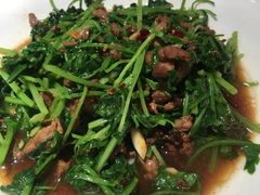 -梁家大院•农家菜(昆山会展中心店)