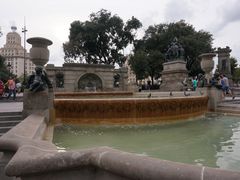 -加泰罗尼亚广场