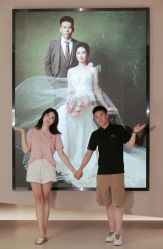 -乐派诗婚纱摄影