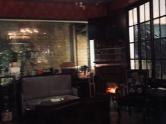 -DM Distiller & Mixologist Whisky Cocktail Bar