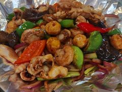 海鲜全家福-龙香居海鲜浑锅家常菜·特色驴肉