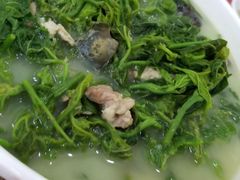 上汤桑叶-银峰农庄·特色烧鸡·鲜无花果浸鸡