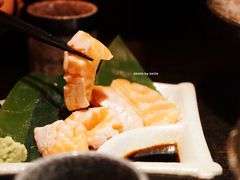 三文鱼腩刺身-日本料理神拉面