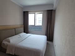-初禾Film·Apartment(深圳福田岗厦地铁站店)