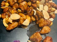 酱爆榛子鸡丁-106餐厅北京菜.烤鸭(百子湾店)