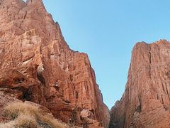 -天山神秘大峡谷