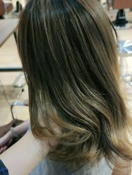 -意廊 Hair Salon