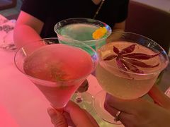 -Whisper Bar 