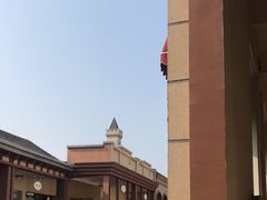 -王府井奥莱临潼小镇(临潼店)
