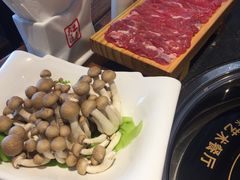 -大匠工房古船木艺术餐厅·猪肚鸡专门店(长白仙岛店)
