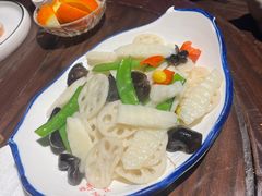 -韵秋荷(宝山龙湖天街店)