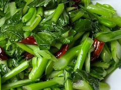 素炒芥蓝菜-宣威年猪饭·二十年云南家常菜·特色小炒肉(金碧店)