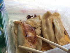 -黄阿姨锅贴大王(万航渡路店)