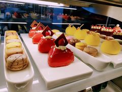 -航空港万怡酒店·万荟轩餐厅(航空港区远航路店)