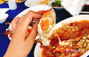 Steamed Live Crab with Cantonese Style