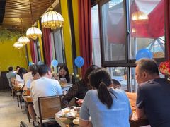 -黄泥岗·地道湖北菜(奥特莱斯店)