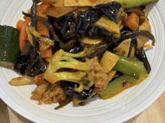 -轻蔬不用等·素食(江苏路店)