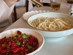 辣皮子肉拌面-巴依老爷新疆美食(工体旗舰店)