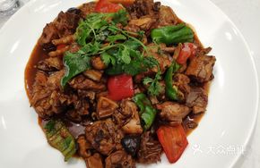Signature Braised Free-range Chicken