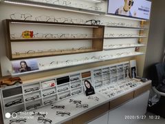 -视野联行眼镜·蔡司授权店(长白万象汇店)