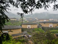 -初溪土楼群