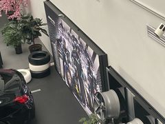 -上海星瀚奔驰4S店(红柳路店)