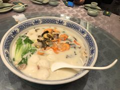极品鱼头皇-山外山菜馆(玉泉路店)