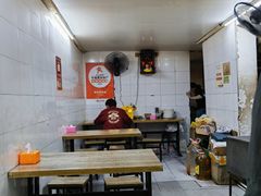 -煲煲香快餐(南京路店)