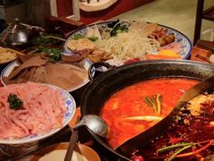 -周小明火锅(黑金冠社区店)