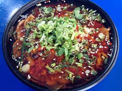 马路嫩牛肉-马路边边·成都串串(翠柏路店)