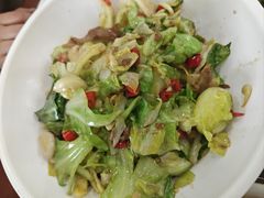 -湖南人家湘菜馆(镇江路店)