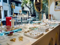 -LADY FAFA(巨鹿路陕西南路路口店)