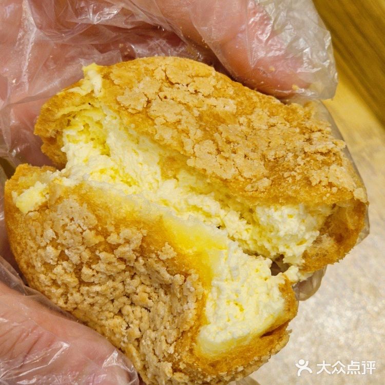 深圳的‼️藏不住了人均10元的宝藏国民面包店