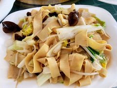 -天天向上素食餐厅(五台山店)