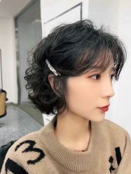 -DL HAIR SALON