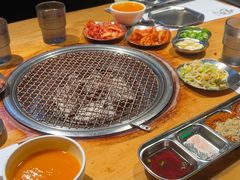 -唯成•韩国炭火烤肉 유성고기