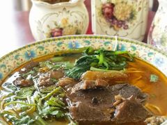 -金杨拉面王小吃面馆·牛三宝面·红烧牛肉粉