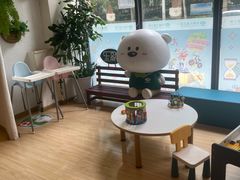 -乐融儿童之家早教托育(武昌校区)
