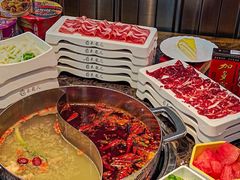 -来龍儿鲜切牛肉自助老火锅