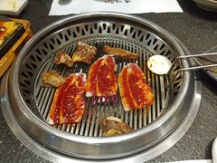 -草家酱蟹炭火烤肉店(珲春南路一店)