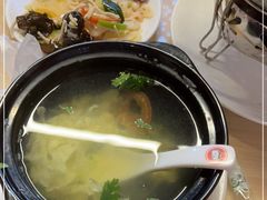 -闫家驴肉老店(华电一校店)