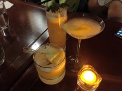 -Whisper Bar 