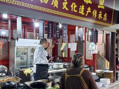 -土砂锅生态山庄·非遗砂锅雅鱼